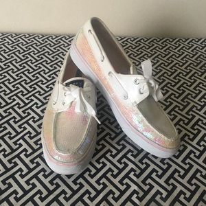 pink and white sequin Sperry’s size 91/2